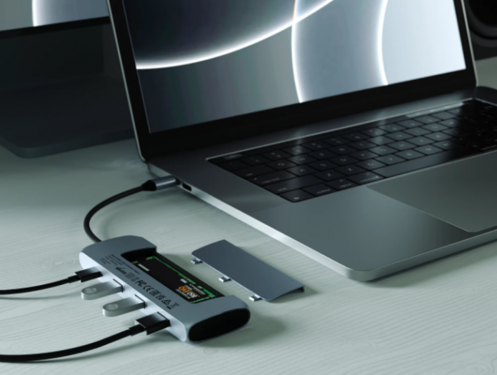 Satechi USB-C Hybrid Multiport Adapter (Bild: Satechi)